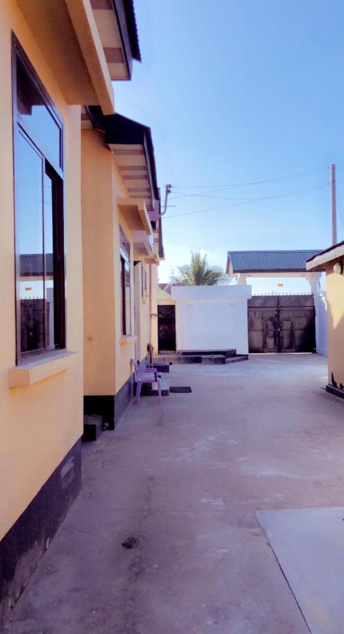 Ferienwohnung Jambo Hideaway Daressalam Exterior foto
